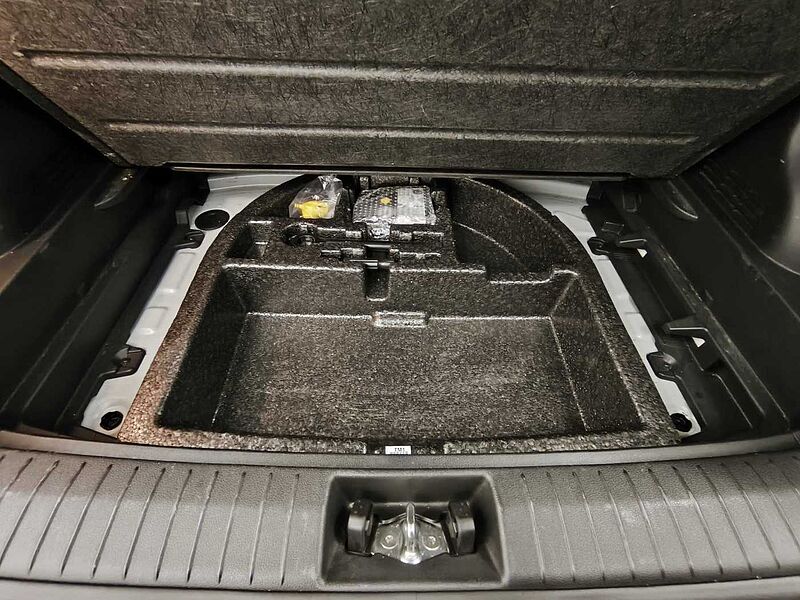 Hyundai Kona HEV 1.6 GDI DT Style Sky